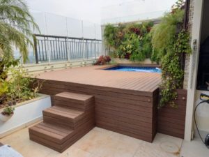 Deck Feito em Madeira plástica pela equipe Reconstroem Deck's & Piscinas Utilizando Material Sustentável feito pela InBrasil